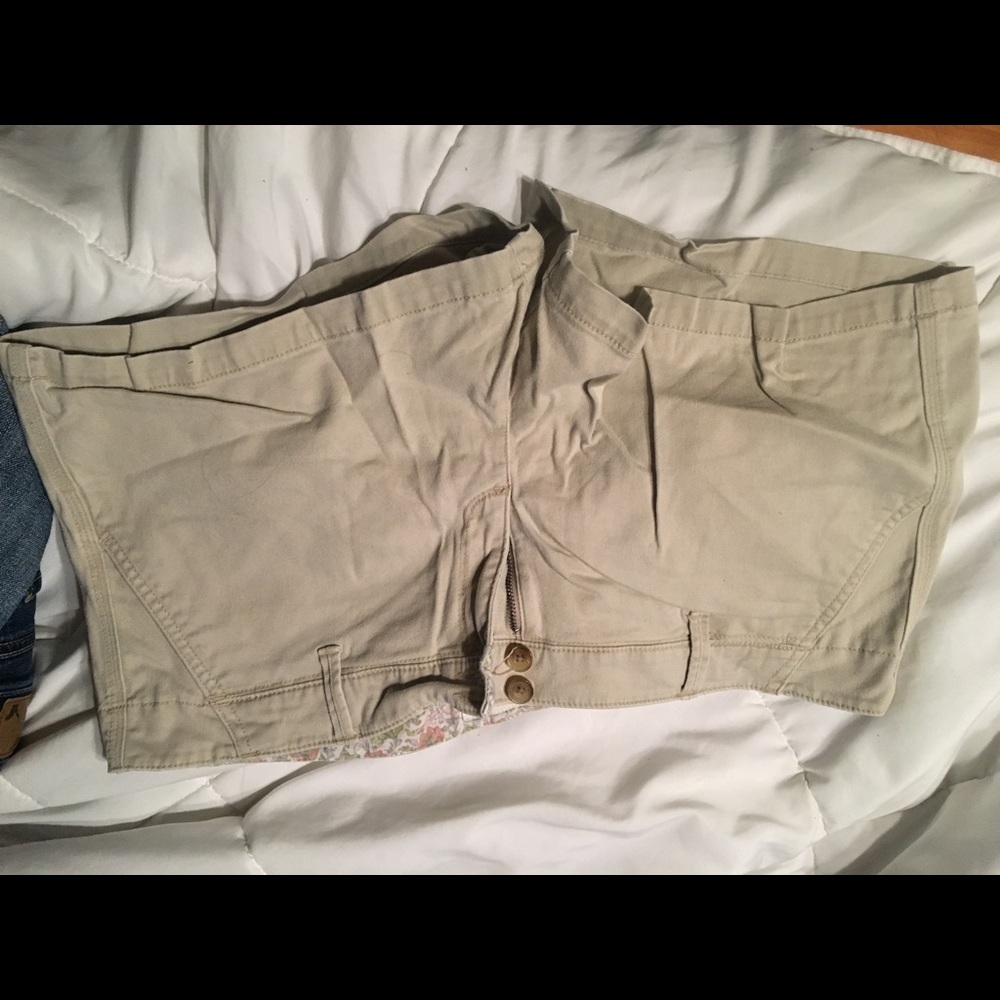 AE Shorts